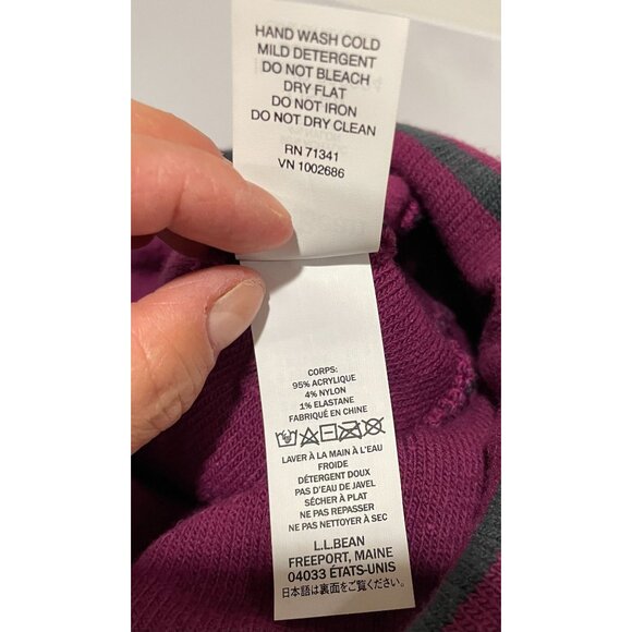 L.L.Bean Women's Knit Beanie With Pom Pom - Picture 6 of 6